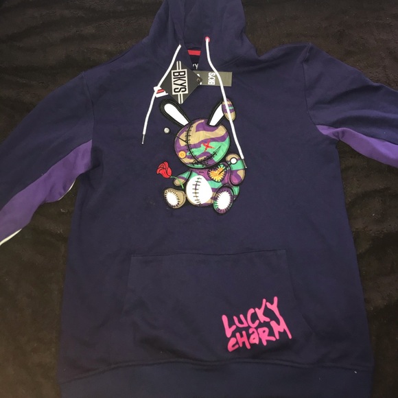 Lucki brand sweater